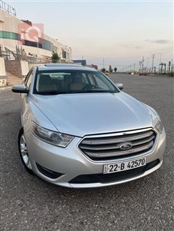 Ford Taurus